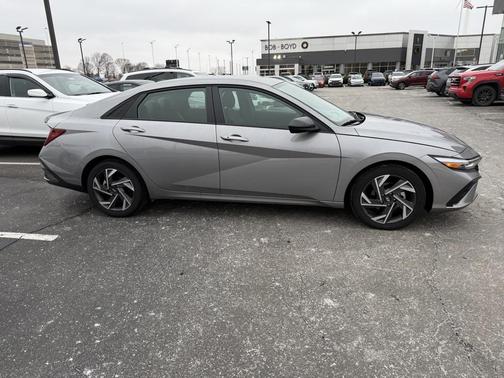 2025 Hyundai ELANTRA Sport