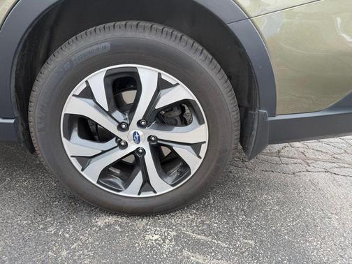 2020 Subaru Outback Touring XT