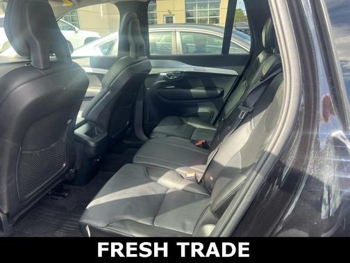 2018 Volvo XC90 T5 Momentum