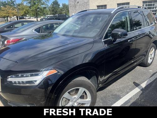 2018 Volvo XC90 T5 Momentum