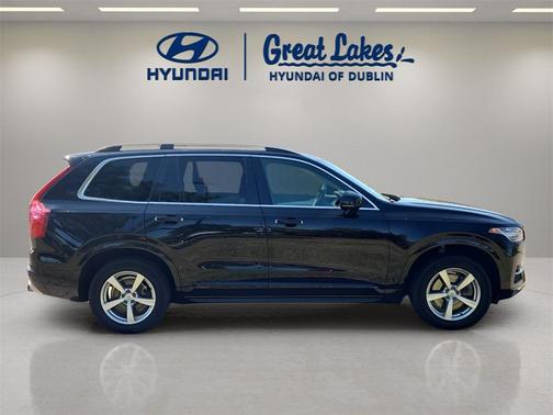 2018 Volvo XC90 T5 Momentum