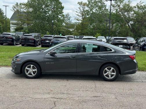 Nightfall Gray Metallic 2018 Chevrolet Malibu 1LS