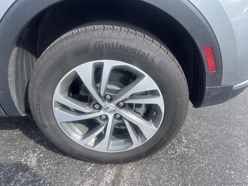 2023 Buick Envision Essence FWD