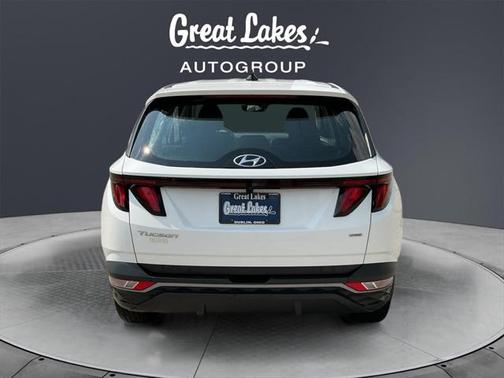 2023 Hyundai TUCSON SE