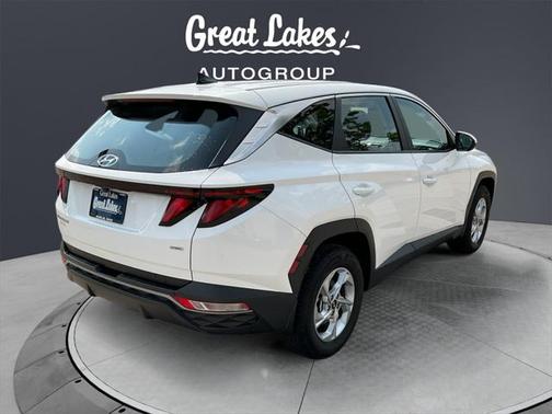 2023 Hyundai TUCSON SE