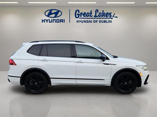 2022 Volkswagen Tiguan 2.0T SE R-Line Black 4MOTION