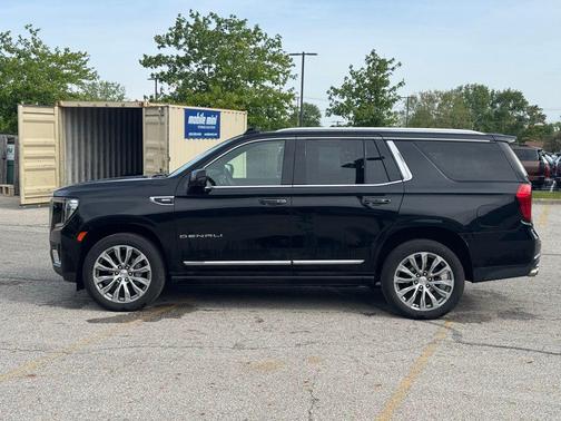 Onyx Black 2021 GMC Yukon Denali