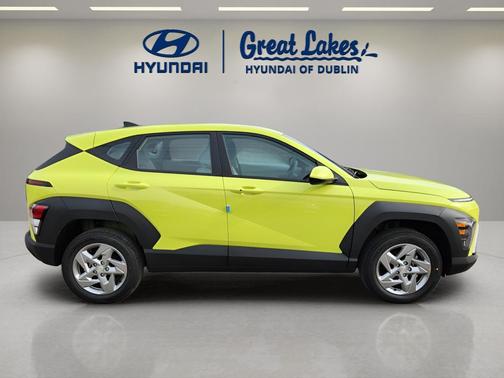 2026 Hyundai KONA SE