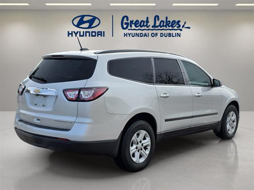 2016 Chevrolet Traverse LS