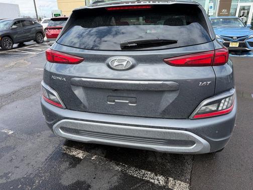 2022 Hyundai KONA Limited