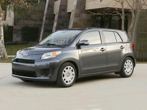 2013 Scion xD Base