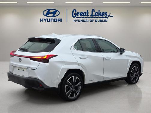 2022 Lexus UX 250h Base