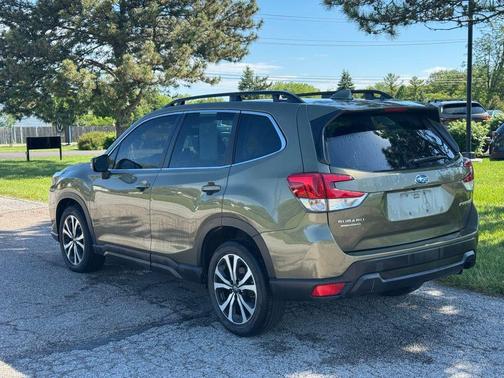 Autumn Green Metallic 2023 Subaru Forester Limited