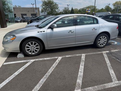 Quicksilver Metallic 2011 Buick Lucerne CX