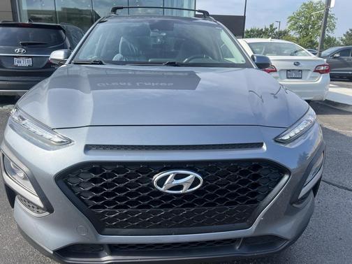 2021 Hyundai KONA SEL