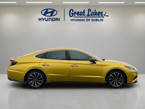 Glowing Yellow 2020 Hyundai SONATA SEL Plus