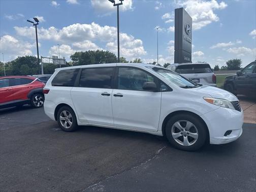 2016 Toyota Sienna L