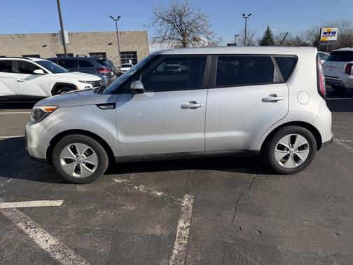 2016 Kia Soul Base