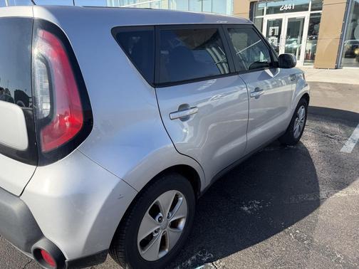 2016 Kia Soul Base