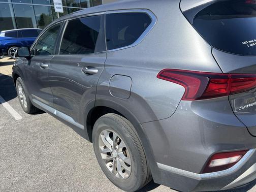 2019 Hyundai SANTA FE SE 2.4