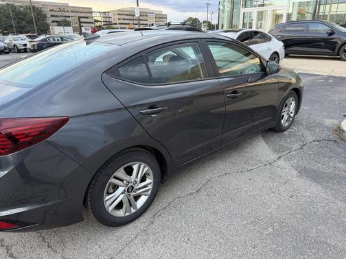 2020 Hyundai ELANTRA Value Edition