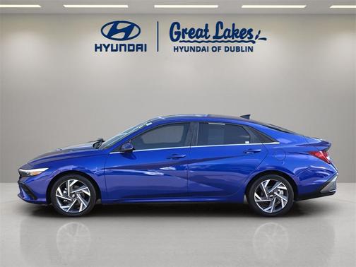 2025 Hyundai ELANTRA Limited