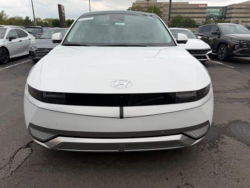 Atlas White 2024 Hyundai IONIQ 5 Limited