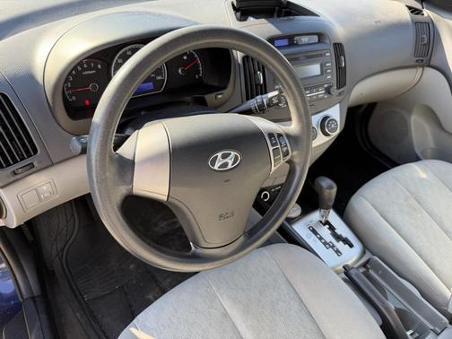 2010 Hyundai ELANTRA GLS