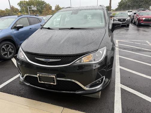 2018 Chrysler Pacifica Touring-L Plus