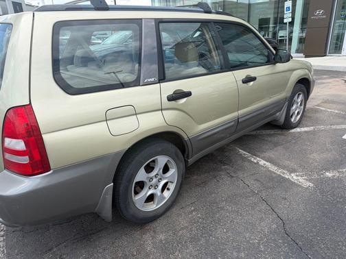 Sierra Gold Metallic 2003 Subaru Forester 2.5 X
