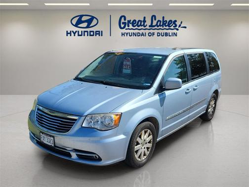 2013 Chrysler Town & Country Touring
