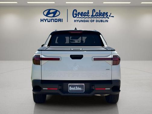 Atlas White 2023 Hyundai SANTA CRUZ SEL