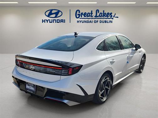 2026 Hyundai SONATA SEL