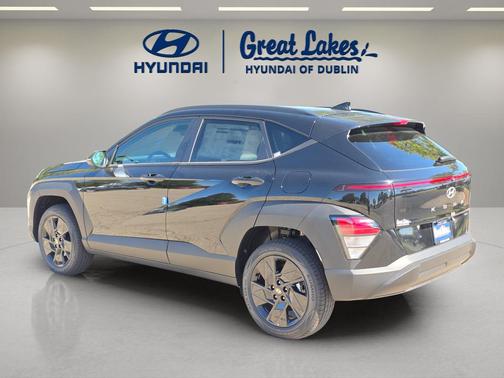 Abyss Black Pearl 2026 Hyundai KONA SEL Sport