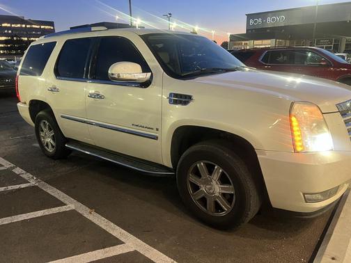 2007 Cadillac Escalade Base