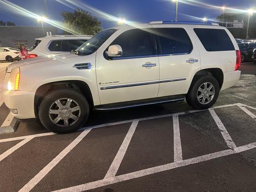 2007 Cadillac Escalade Base
