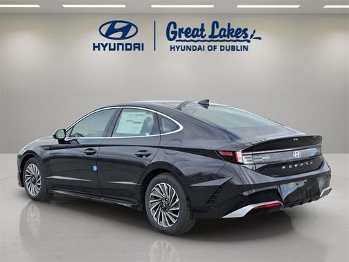 2026 Hyundai SONATA Hybrid SE