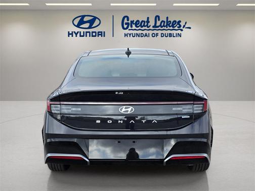 2026 Hyundai SONATA Hybrid SE