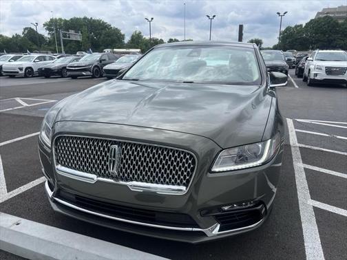 2017 Lincoln Continental Select