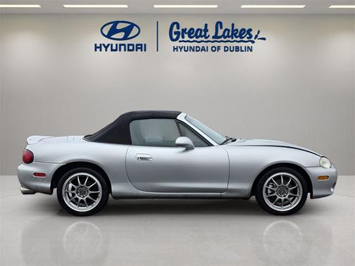 2005 Mazda MX-5 Miata LS