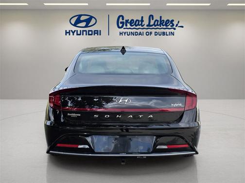 2022 Hyundai SONATA Hybrid Limited