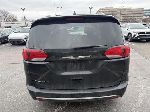 2019 Chrysler Pacifica Touring-L Plus