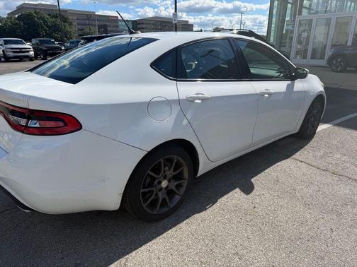 Bright White Clearcoat 2016 Dodge Dart SXT