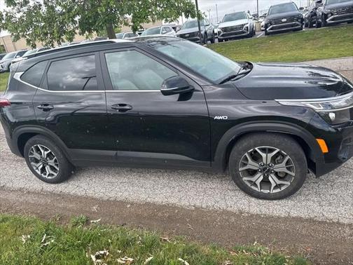 2022 Kia Seltos EX