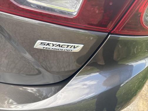 2016 Mazda Mazda3 i Touring
