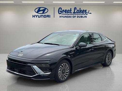 Abyss Black 2025 Hyundai SONATA Hybrid SE
