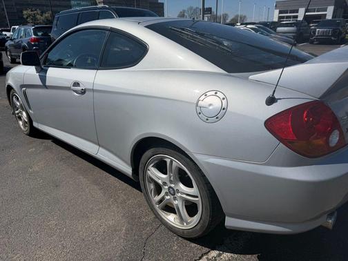2004 Hyundai Tiburon GT V6