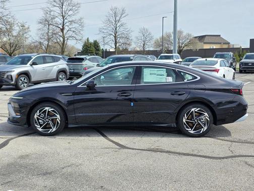 2026 Hyundai SONATA SEL