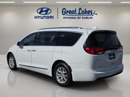 2020 Chrysler Pacifica Touring L