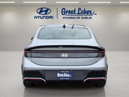 2026 Hyundai SONATA Hybrid SE